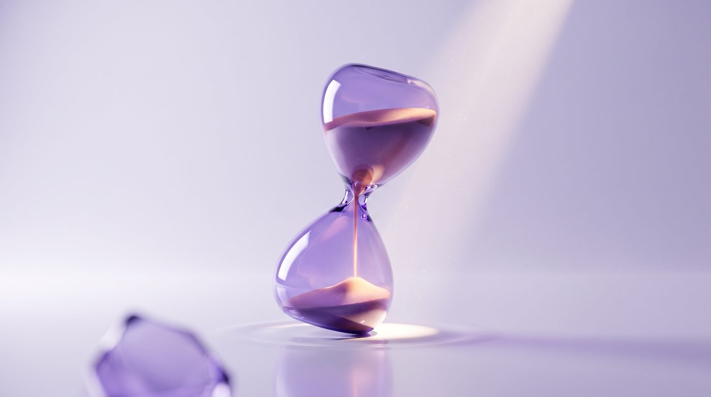 The five minute window, drawn as an hourglass with the sand still falling